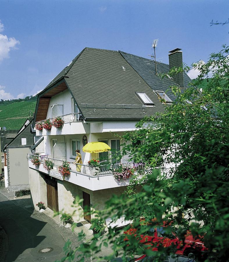 Alte Weinstube Hotell Enkirch Exteriör bild